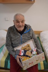 Koľko lásky sa zmestí do krabice od topánok