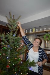 Zdobenie vianočného stromčeka