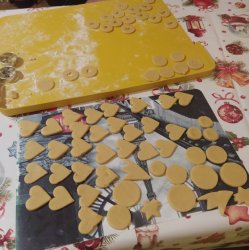 Vianočné pečenie v domčeku