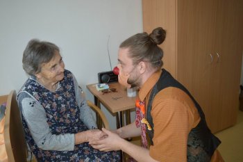 Veselo s Červenými nosmi