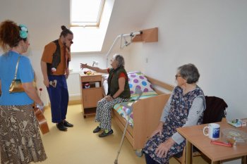 Veselo s Červenými nosmi