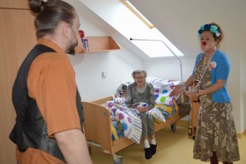 Veselo s Červenými nosmi