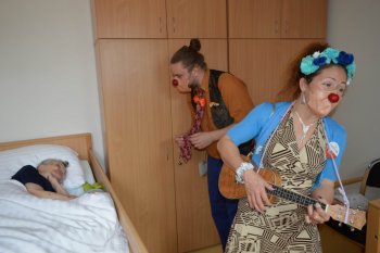 Veselo s Červenými nosmi