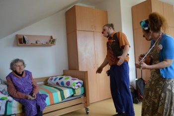 Veselo s Červenými nosmi