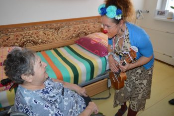 Veselo s Červenými nosmi