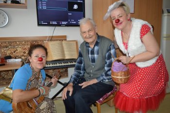 Červené nosy priniesli dobrú náladu