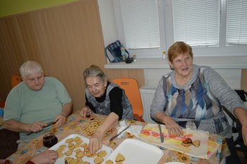 Predvianočné pečenie