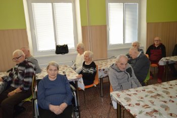 Koľko lásky sa zmestí do krabice od topánok