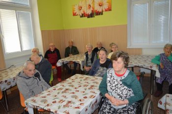 Koľko lásky sa zmestí do krabice od topánok