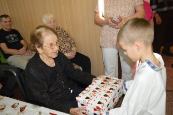 Koľko lásky sa zmestí do krabice od topánok