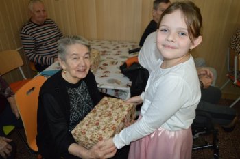 Koľko lásky sa zmestí do krabice od topánok