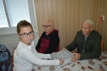 Koľko lásky sa zmestí do krabice od topánok