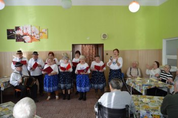 Fašiangovo-valentínske posedenie