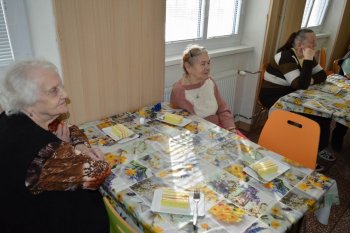 Fašiangovo-valentínske posedenie