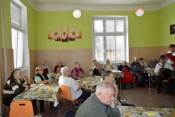 Fašiangovo-valentínske posedenie