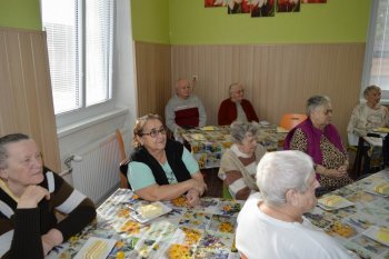 Fašiangovo-valentínske posedenie