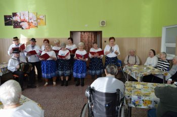 Fašiangovo-valentínske posedenie