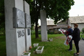 Pietna spomienka pri pamätníku padlým