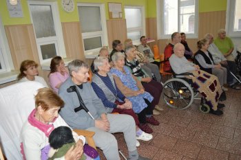 Koľko lásky sa zmestí do krabice od topánok