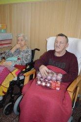 Koľko lásky sa zmestí do krabice od topánok