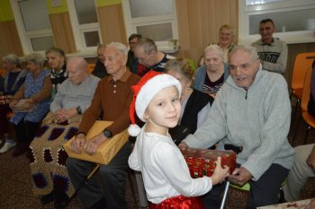 Koľko lásky sa zmestí do krabice od topánok
