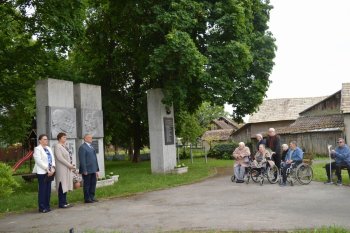 Pietna spomienka pri pamätníku padlým