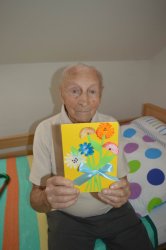 Kvetinové pozdravy pre  našich seniorov