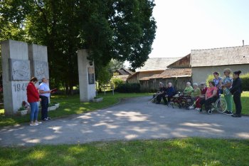 Pietna spomienka pri pamätníku padlým