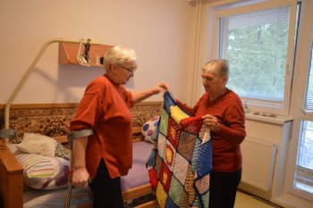 Návšteva p. Köbölovej – pomôcky na jemnú motoriku