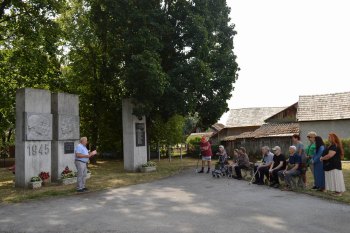 Pietna spomienka pri pamätníku padlým v Sušanoch